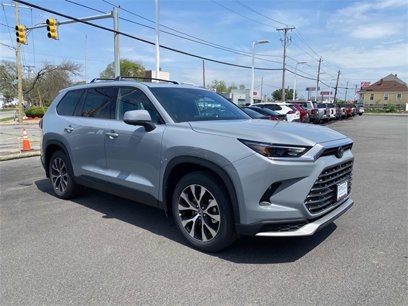 New 2025 Toyota Grand Highlander AWD Hybrid