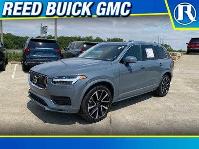Used 2022 Volvo XC90 T6 Momentum w/ Advanced Package