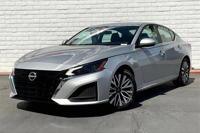 Used 2023 Nissan Altima 2.5 SV