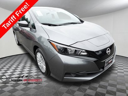 New 2025 Nissan Leaf S
