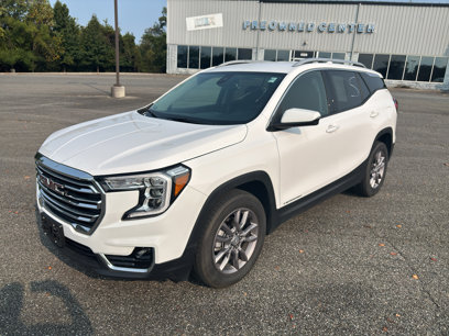Used 2024 GMC Terrain SLT