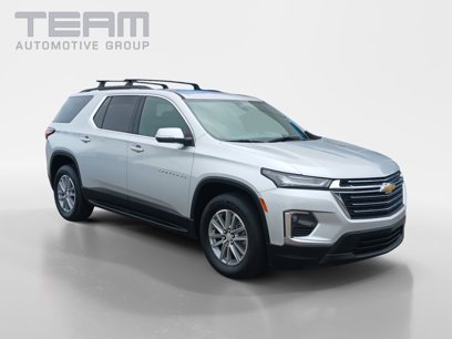 Used 2022 Chevrolet Traverse LT