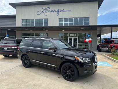 Used 2024 Lincoln Navigator Reserve w/ Monochromatic Package