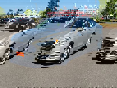 Used 2015 Ford Fusion SE w/ Equipment Group 202A