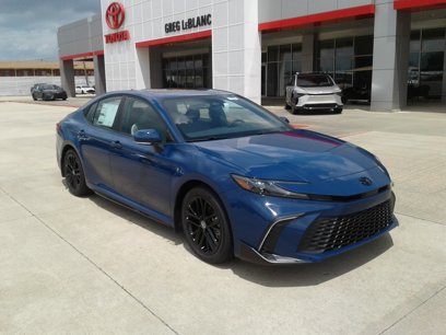 New 2025 Toyota Camry SE