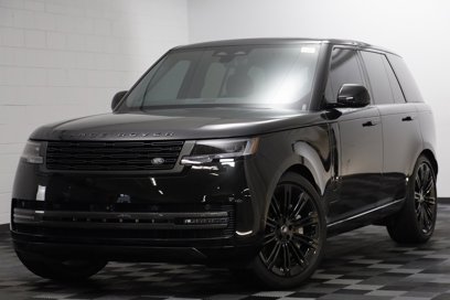 Used 2025 Land Rover Range Rover SE