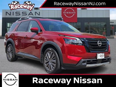 Used 2023 Nissan Pathfinder SL w/ SL Premium Package