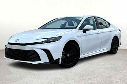 Used 2025 Toyota Camry SE