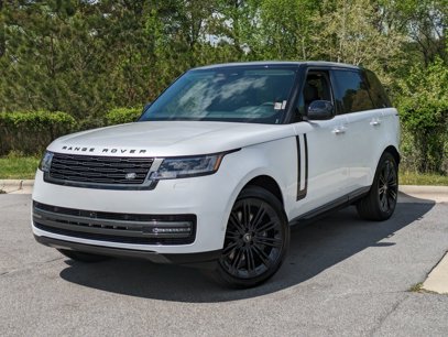 New 2025 Land Rover Range Rover SE