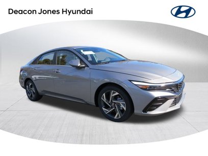 New 2025 Hyundai Elantra SEL