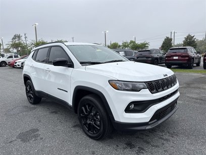 New 2025 Jeep Compass Latitude w/ Convenience Group