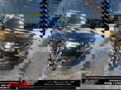 Certified 2023 Volvo V60 B5 Cross Country Ultimate