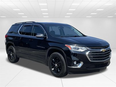 Used 2021 Chevrolet Traverse LT
