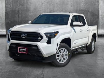 New 2025 Toyota Tacoma SR5