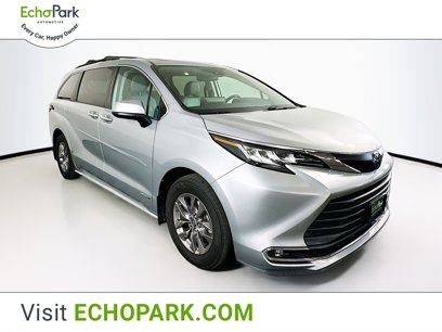 Used 2021 Toyota Sienna XLE