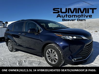 Used 2023 Toyota Sienna XLE