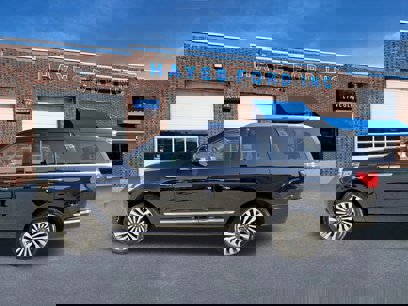 Used 2020 Lincoln Navigator Reserve w/ Luxury Package