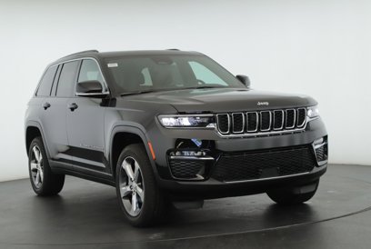 New 2025 Jeep Grand Cherokee Limited
