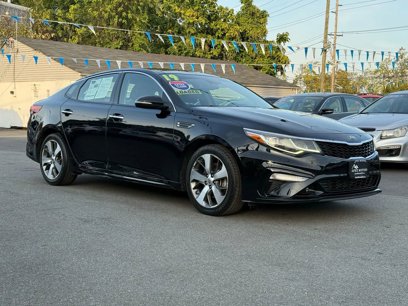 Used 2019 Kia Optima S w/ S Panoramic Sunroof Package