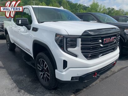 New 2025 GMC Sierra 1500 AT4