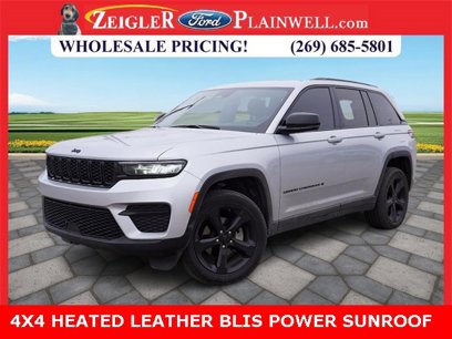 Used 2023 Jeep Grand Cherokee Altitude