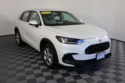 Used 2025 Honda HR-V LX