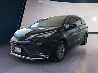 Used 2023 Toyota Sienna XLE