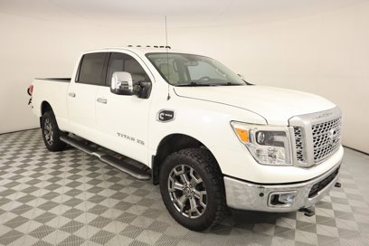 Used 2017 Nissan Titan SL w/ Chrome Package
