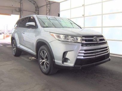 Used 2019 Toyota Highlander LE