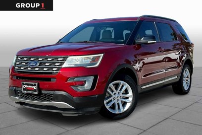 Used 2016 Ford Explorer XLT w/ Equipment Group 202A