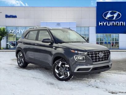 New 2025 Hyundai Venue SEL