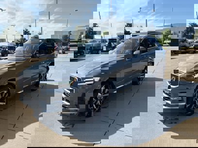 Certified 2023 Volvo XC60 B5 Ultimate w/ Protection Package Premier
