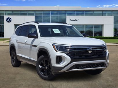 New 2025 Volkswagen Atlas Peak Edition SE