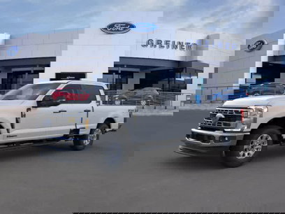 New 2025 Ford F350 XLT