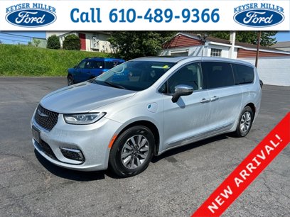 Used 2023 Chrysler Pacifica Limited