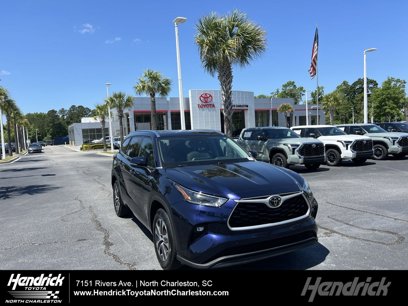 Used 2021 Toyota Highlander XLE
