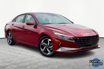 Used 2022 Hyundai Elantra Limited w/ Winter Weather Package