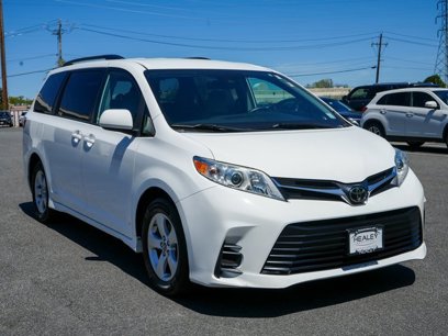 Used 2019 Toyota Sienna LE