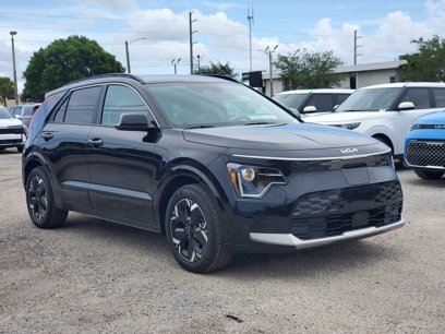 New 2025 Kia Niro Wind