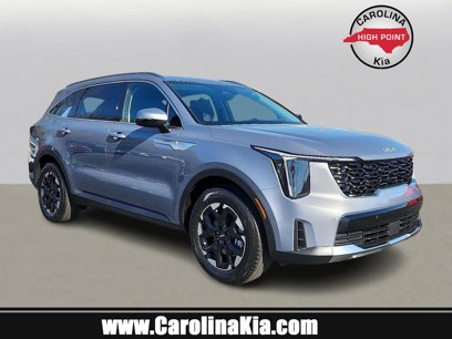 New 2025 Kia Sorento S