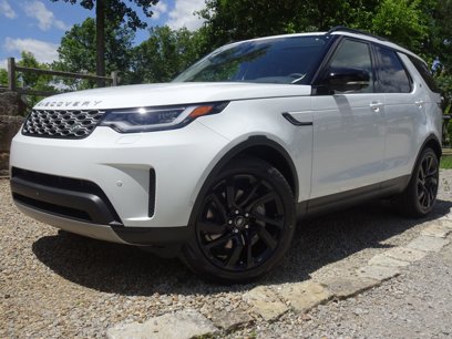 New 2024 Land Rover Discovery S