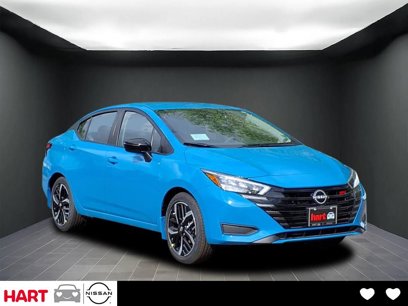 New 2025 Nissan Versa SR w/ Trunk Package