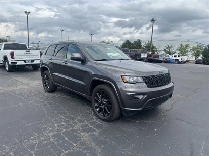 Used 2019 Jeep Grand Cherokee Altitude