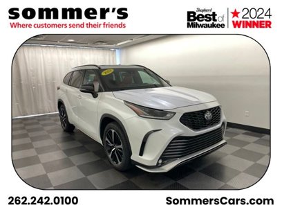 Used 2022 Toyota Highlander XSE