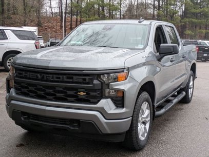 New 2025 Chevrolet Silverado 1500 Custom