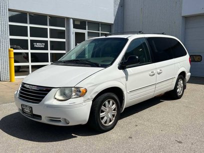 Used 2006 Chrysler Town & Country Touring w/ Leather Interior Group