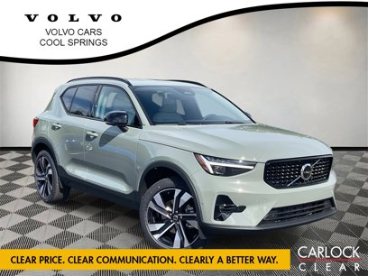 New 2025 Volvo XC40 B5 Ultra w/ Protection Package Premier