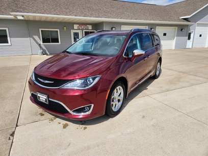Used 2017 Chrysler Pacifica Limited