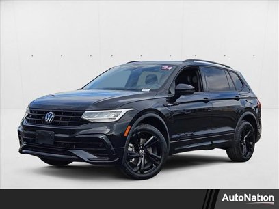 Used 2024 Volkswagen Tiguan SE R-Line