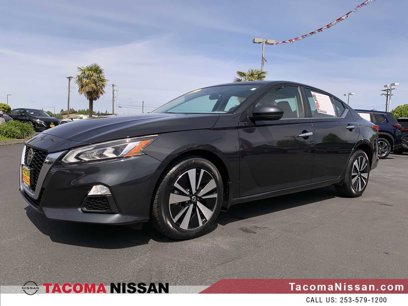 Used 2022 Nissan Altima 2.5 SV w/ SV Premium Package